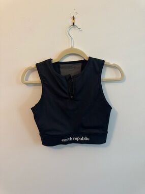 Earth Black Zip-Front Cropped Athletic Tank